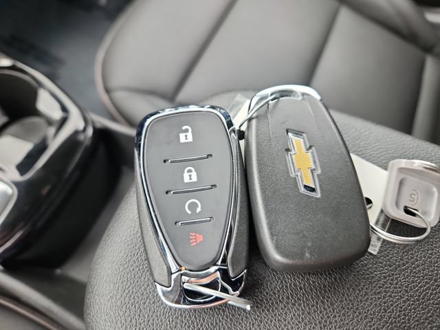 Used 2026 Chevrolet Trax ACTIV w/ Sunroof Package FWD image 48