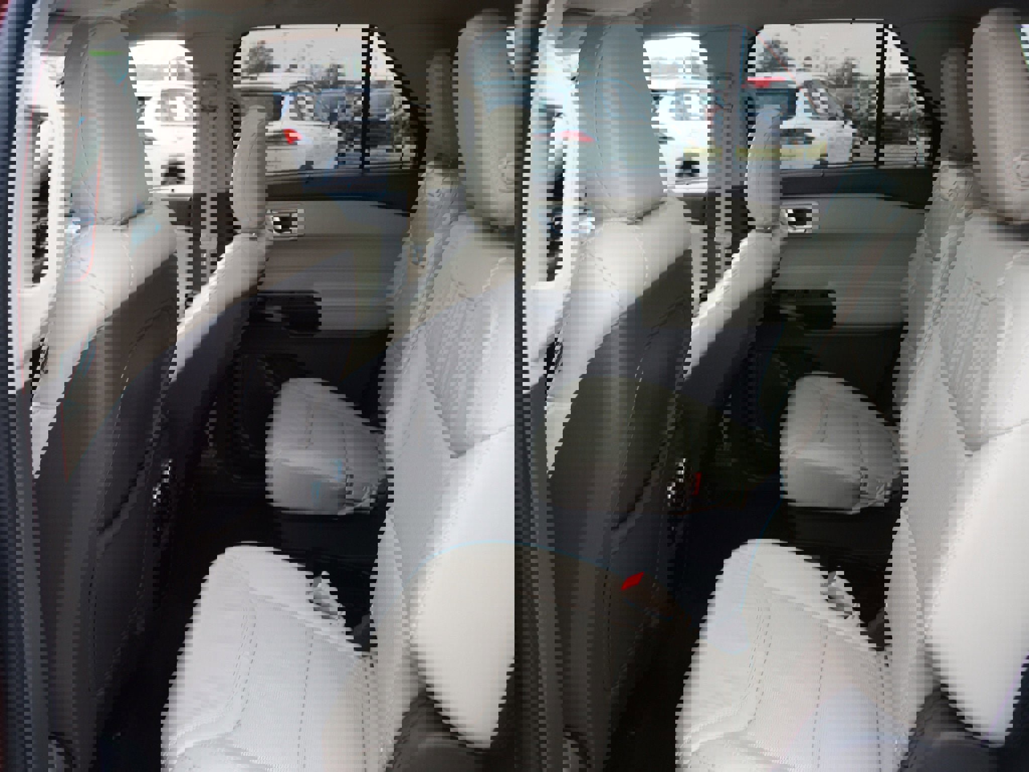 Used 2020 Ford Explorer Platinum w/ Premium Technology Package image 16