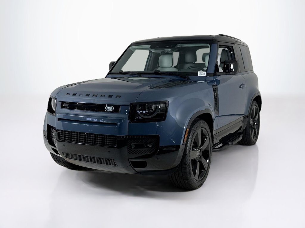 Used 2025 Land Rover Defender 90 X-Dynamic SE AWD/4WD image 1