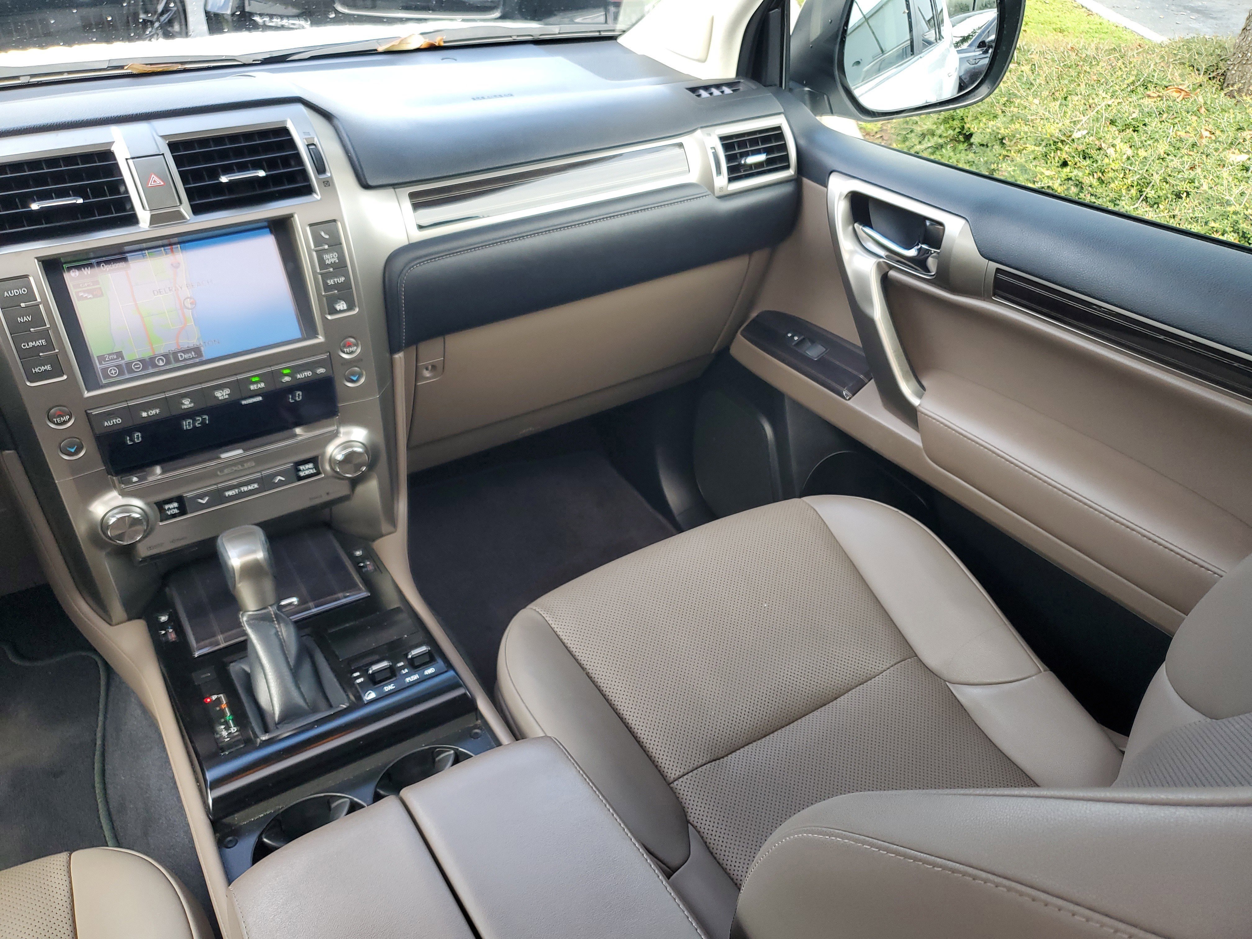 Used 2020 Lexus GX 460 Premium image 15