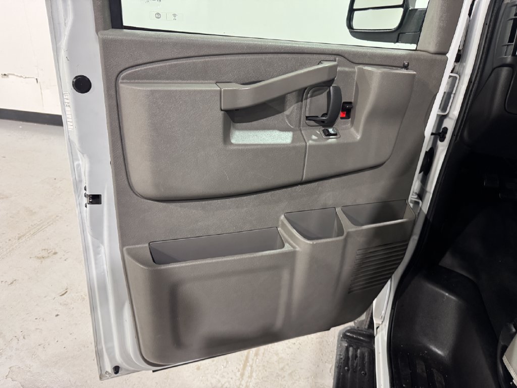 Used 2023 Chevrolet Express 3500 LS RWD image 14