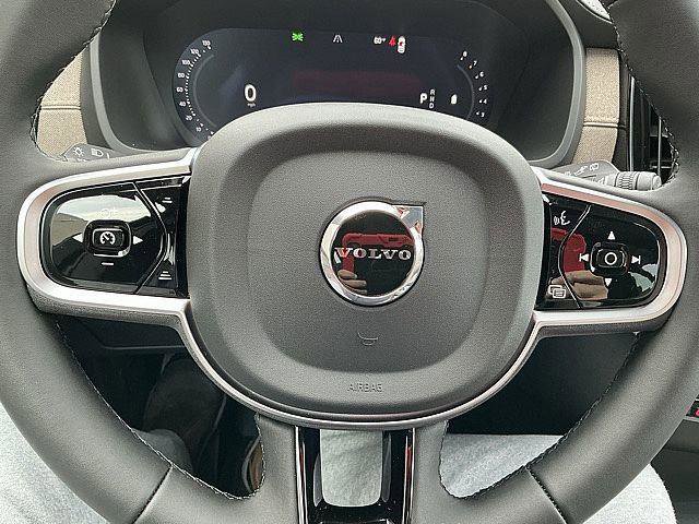 New 2026 Volvo XC90 B6 Plus w/ Protection Package AWD/4WD image 22