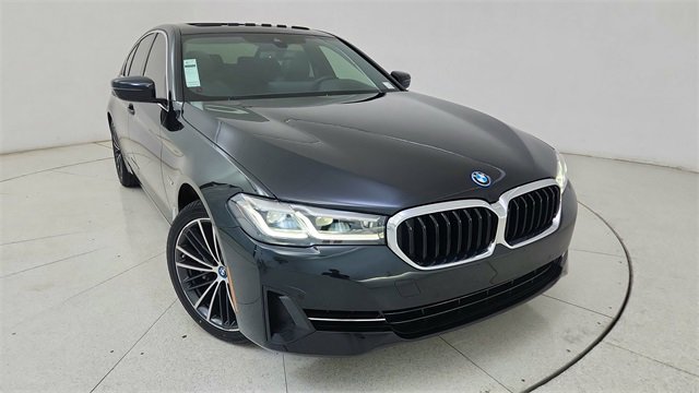 Used 2023 BMW 530e xDrive w/ Premium Package image 1