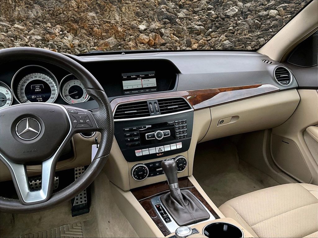 Used 2015 Mercedes-Benz C 250 Coupe image 6