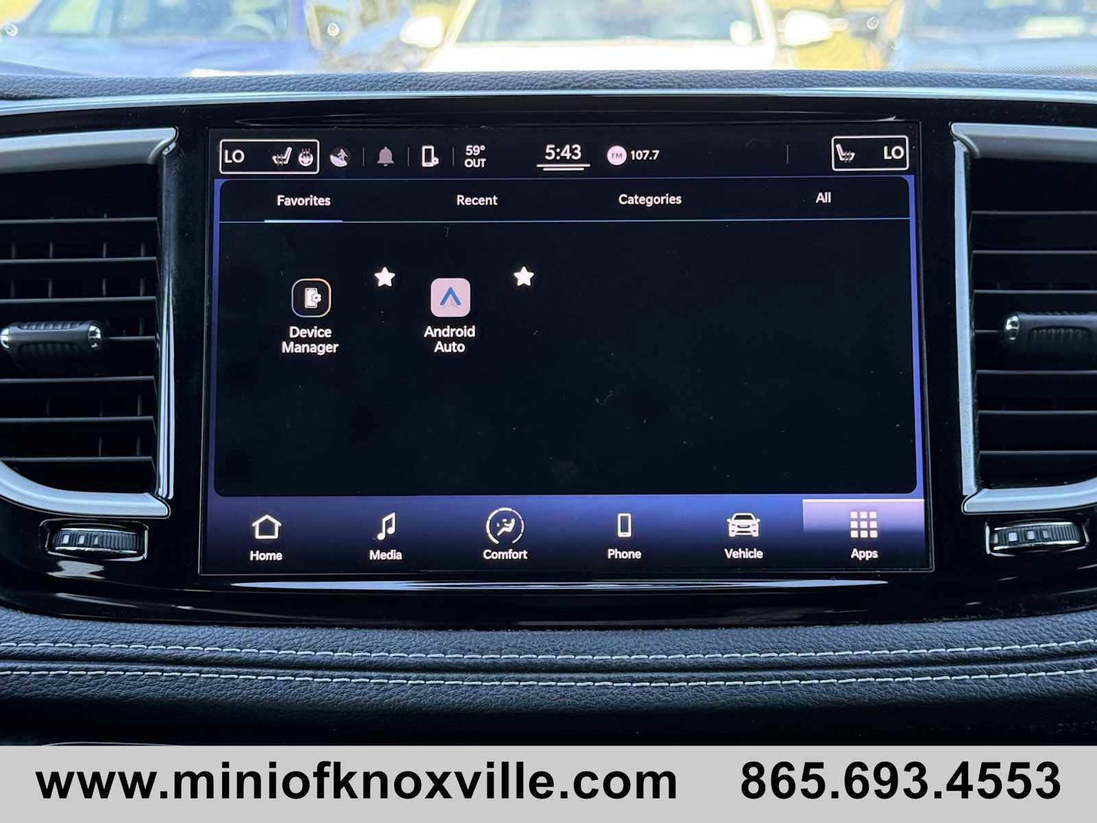 Used 2022 Chrysler Pacifica Touring image 22