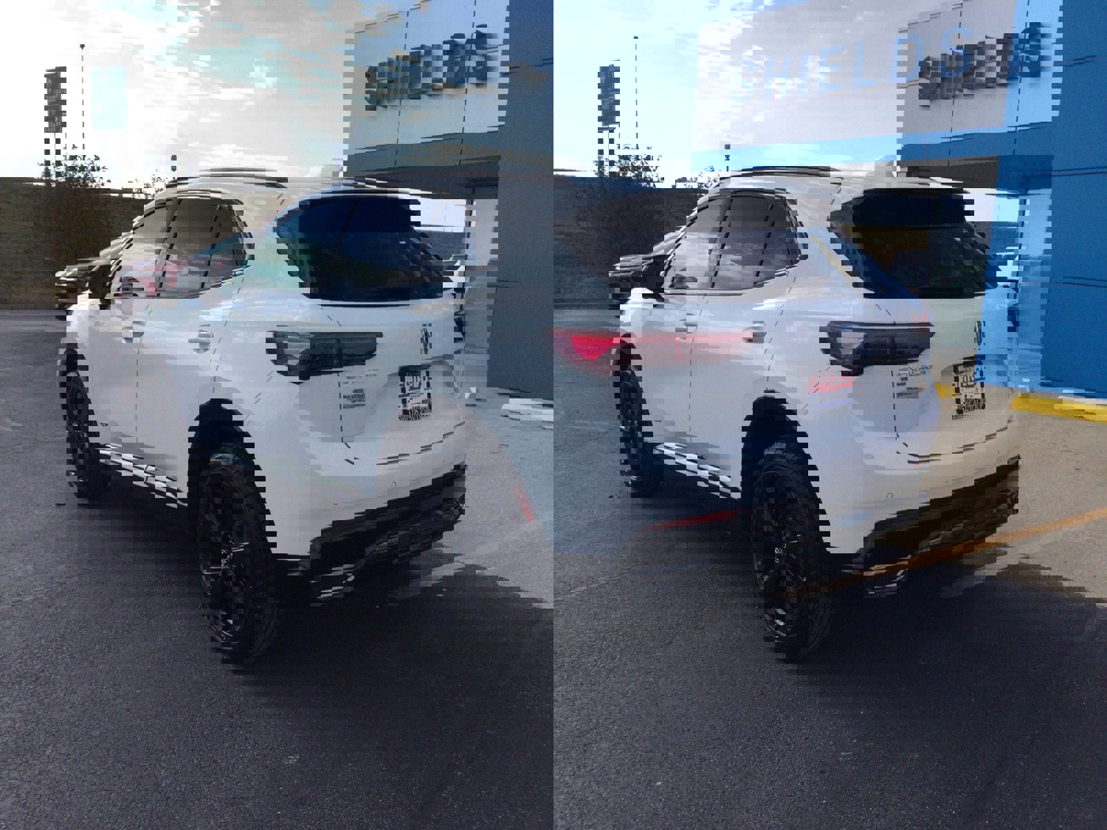 Used 2024 Buick Envision Sport Touring image 9