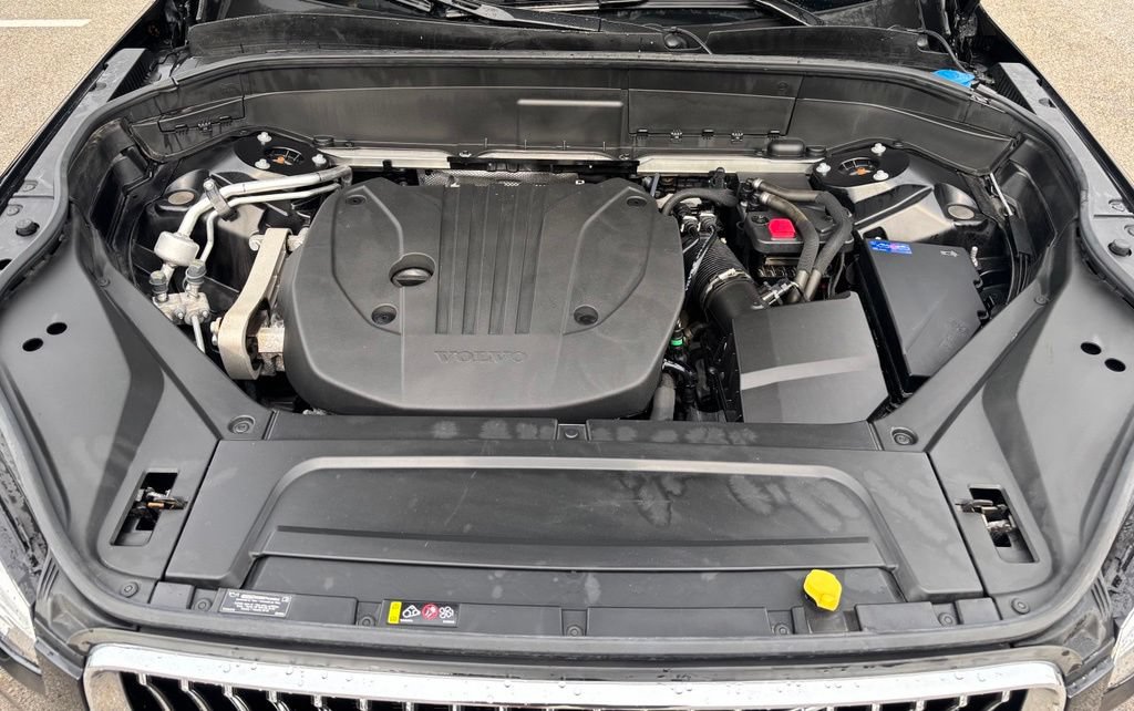 Used 2023 Volvo XC90 B5 Core w/ Protection Package Premier AWD/4WD image 29