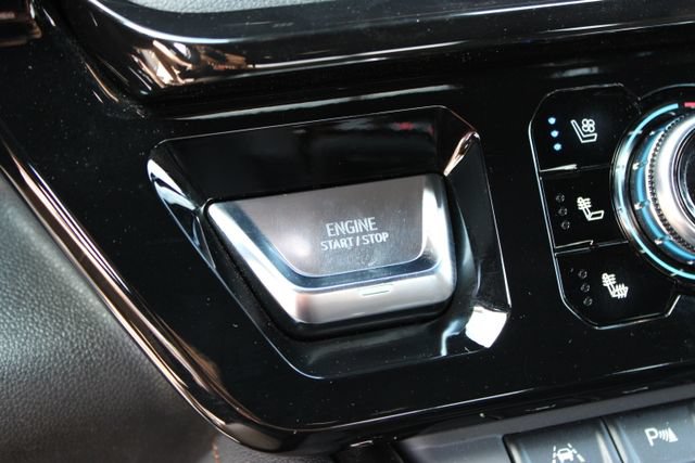 Used 2024 GMC Sierra 1500 AT4 w/ Technology Package AWD/4WD image 25