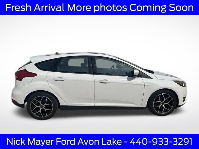 Used 2018 Ford Focus SEL w/ Cold Weather Package FWD image 3