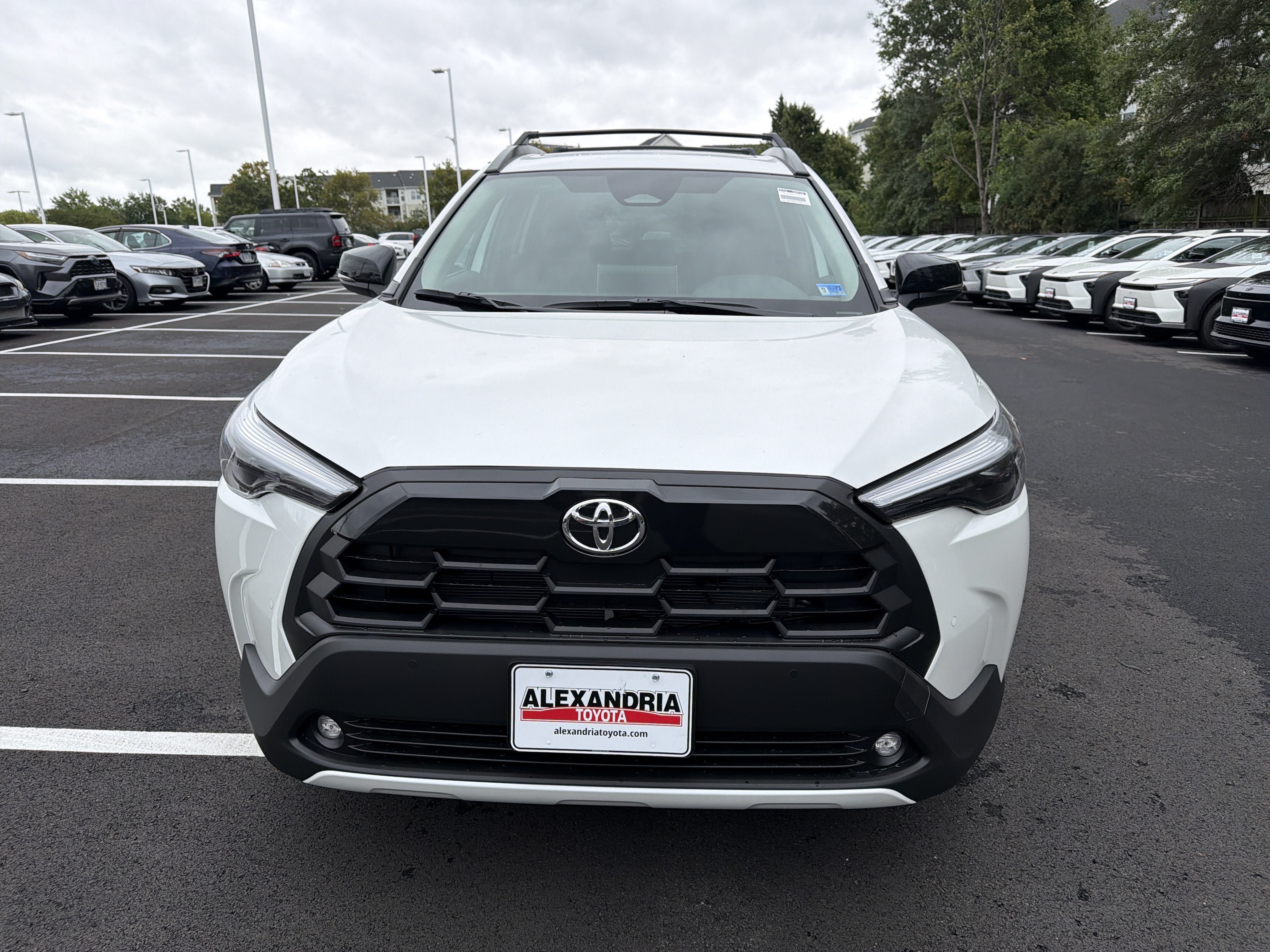 New 2026 Toyota Corolla Cross XLE w/ Convenience Package AWD/4WD image 2