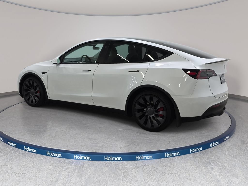 Used 2024 Tesla Model Y Performance AWD/4WD image 8