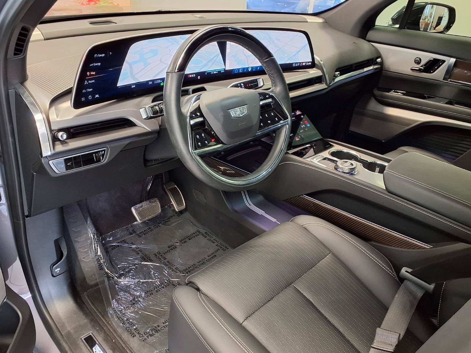 Certified 2026 Cadillac Vistiq Premium Luxury AWD/4WD image 19