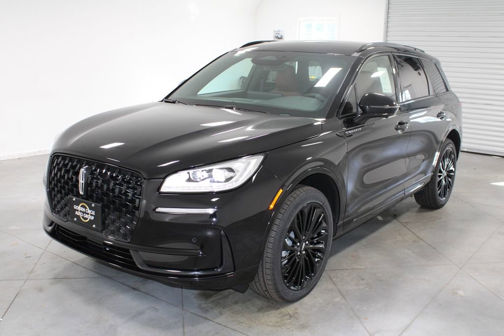 New 2026 Lincoln Corsair Reserve w/ Jet Appearance Package image 3