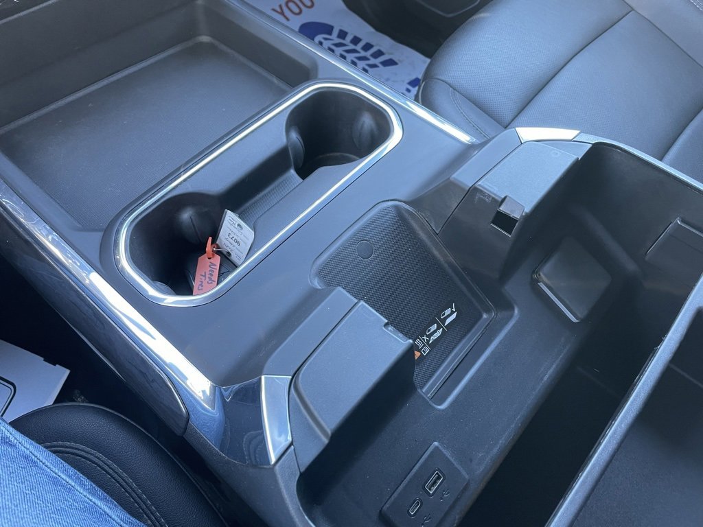 Used 2024 Chevrolet Silverado 3500 LTZ w/ LTZ Plus Package image 12