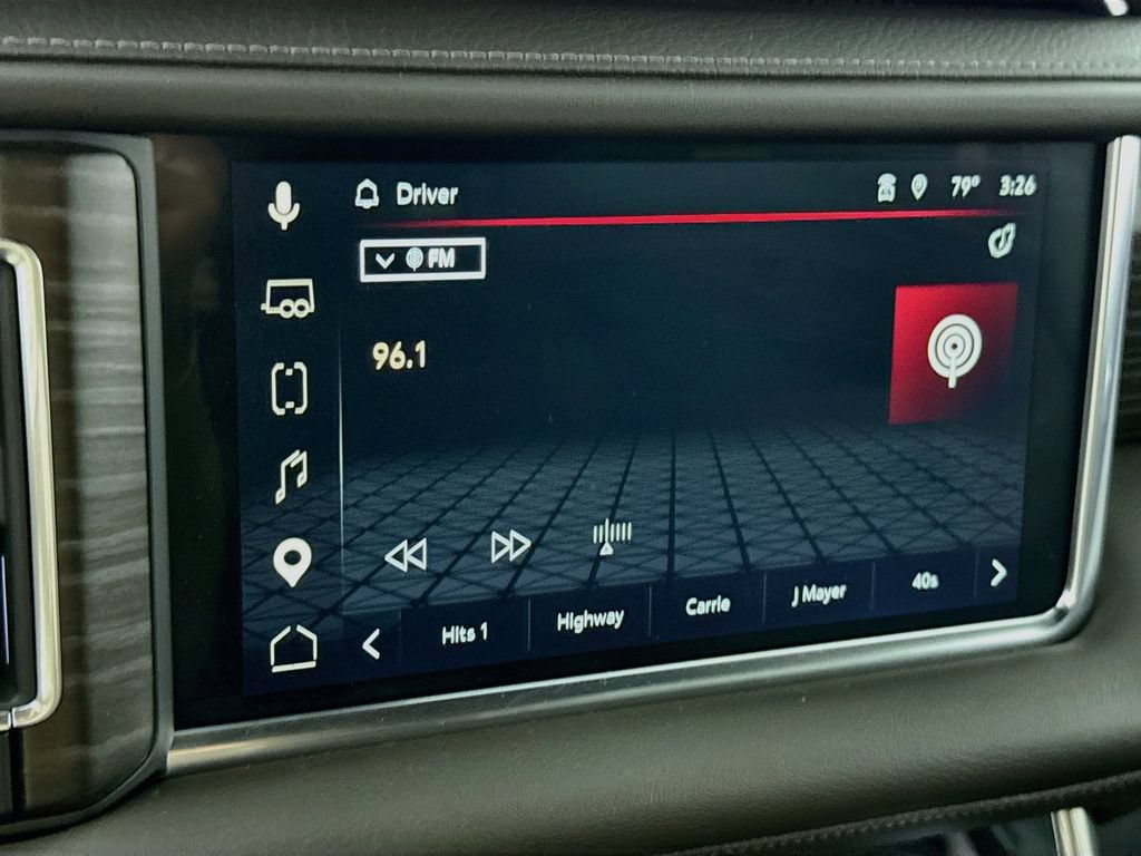 Used 2022 GMC Yukon Denali AWD/4WD image 7