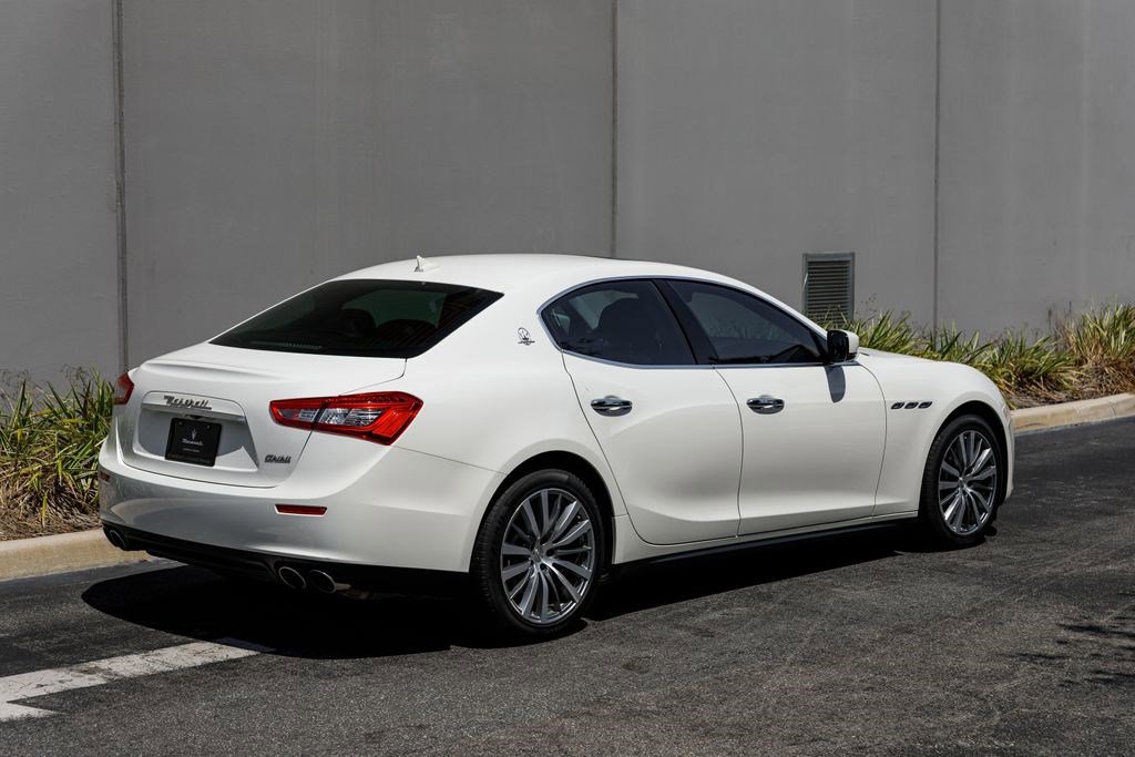 Used 2016 Maserati Ghibli image 5