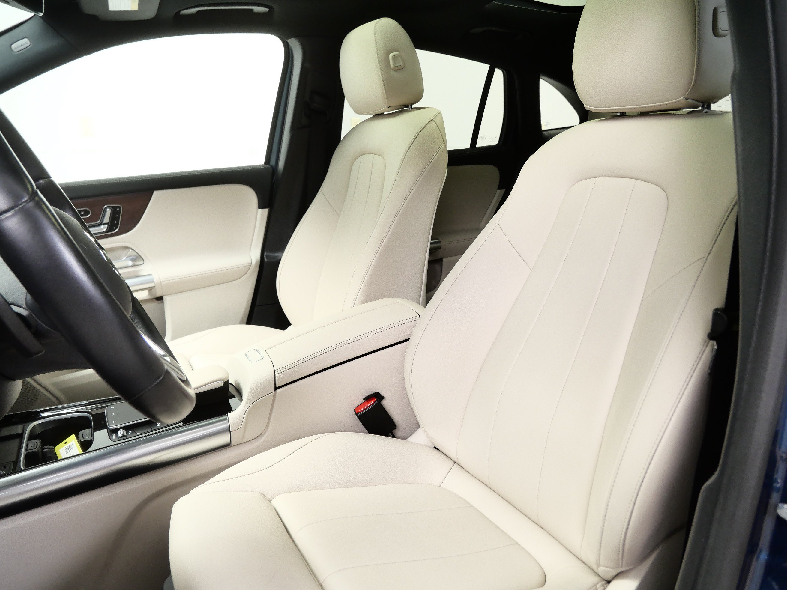 Certified 2023 Mercedes-Benz GLA 250 4MATIC image 15