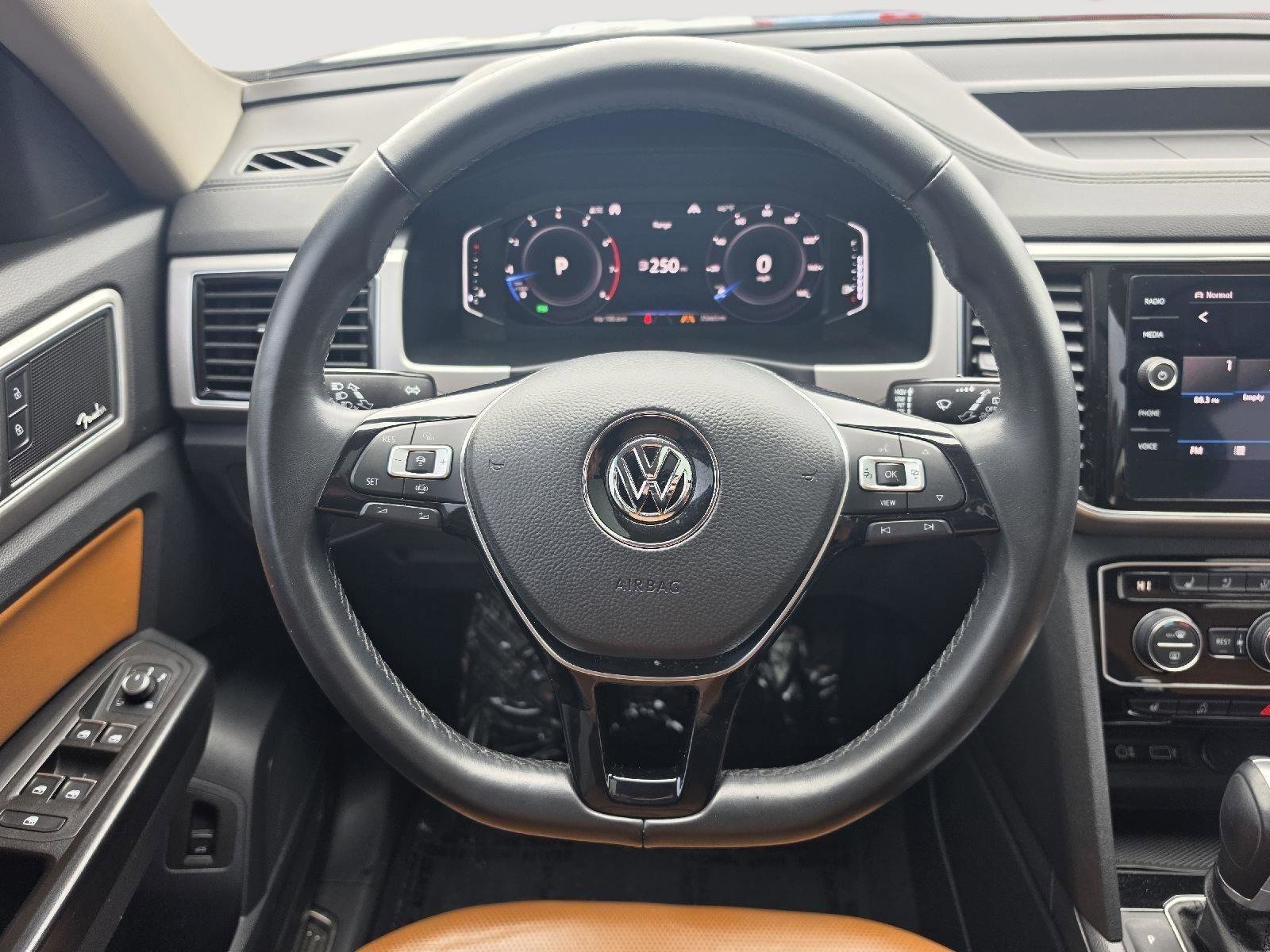 Used 2019 Volkswagen Atlas SEL Premium image 20