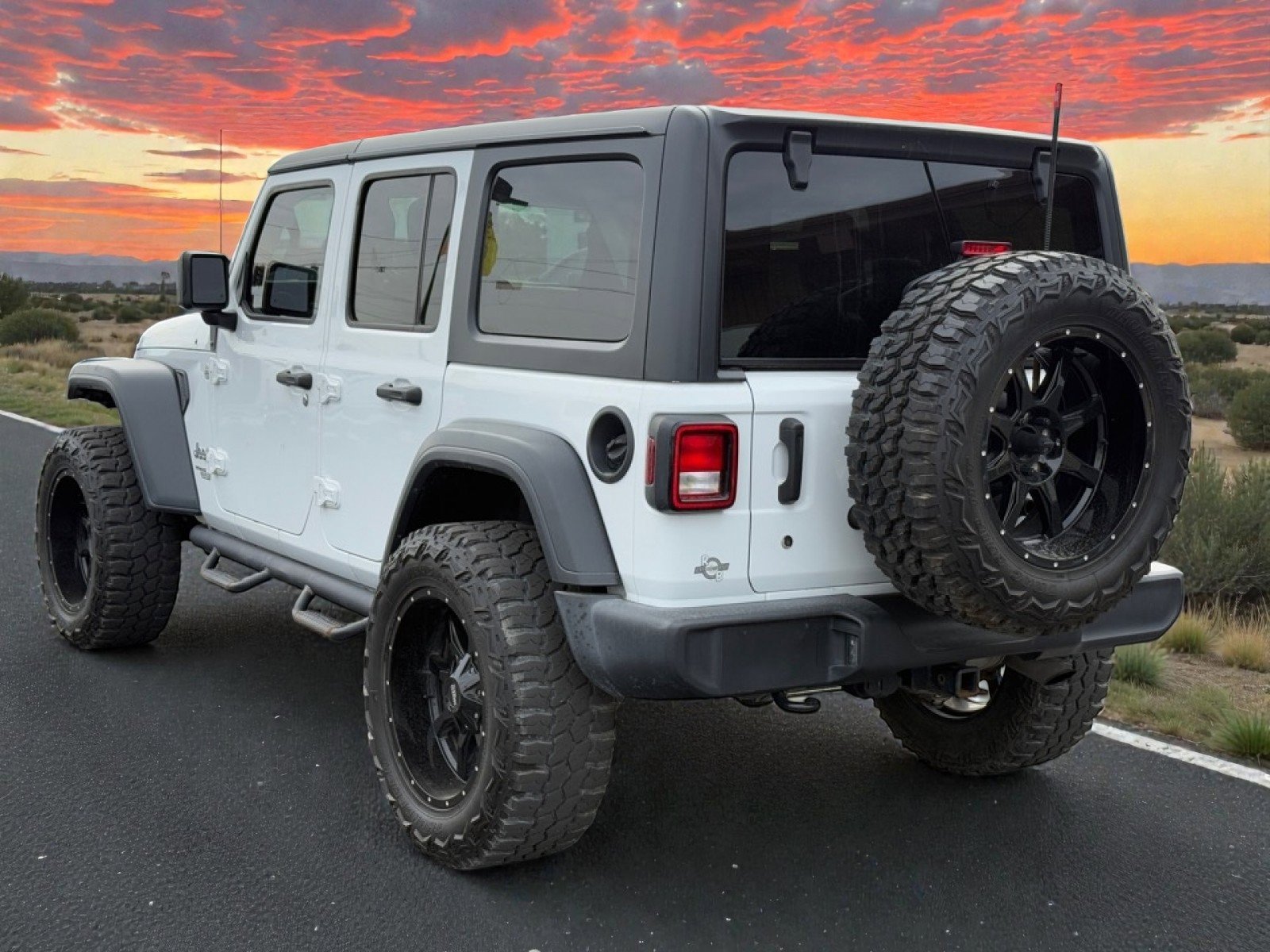Used 2018 Jeep Wrangler Unlimited Sport S image 6