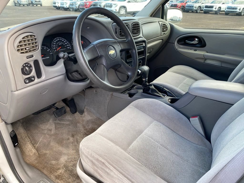 Used 2006 Chevrolet TrailBlazer LS w/ LS Preferred Equipment Group RWD image 14