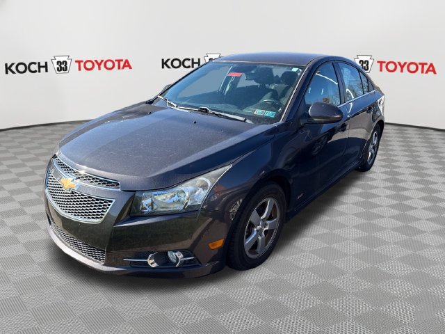 Used 2014 Chevrolet Cruze LT w/ RS Package FWD image 3