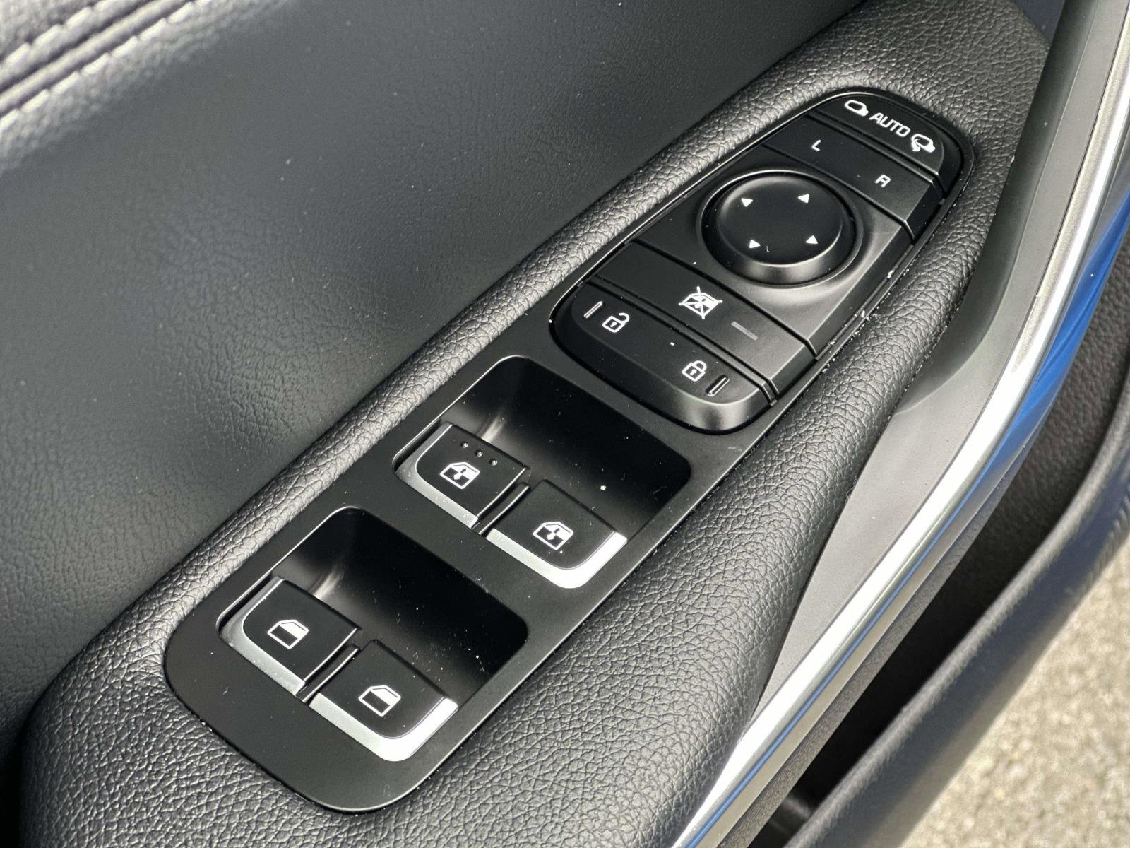 Used 2022 Kia Stinger GT-Line w/ Sun & Sound Package image 21