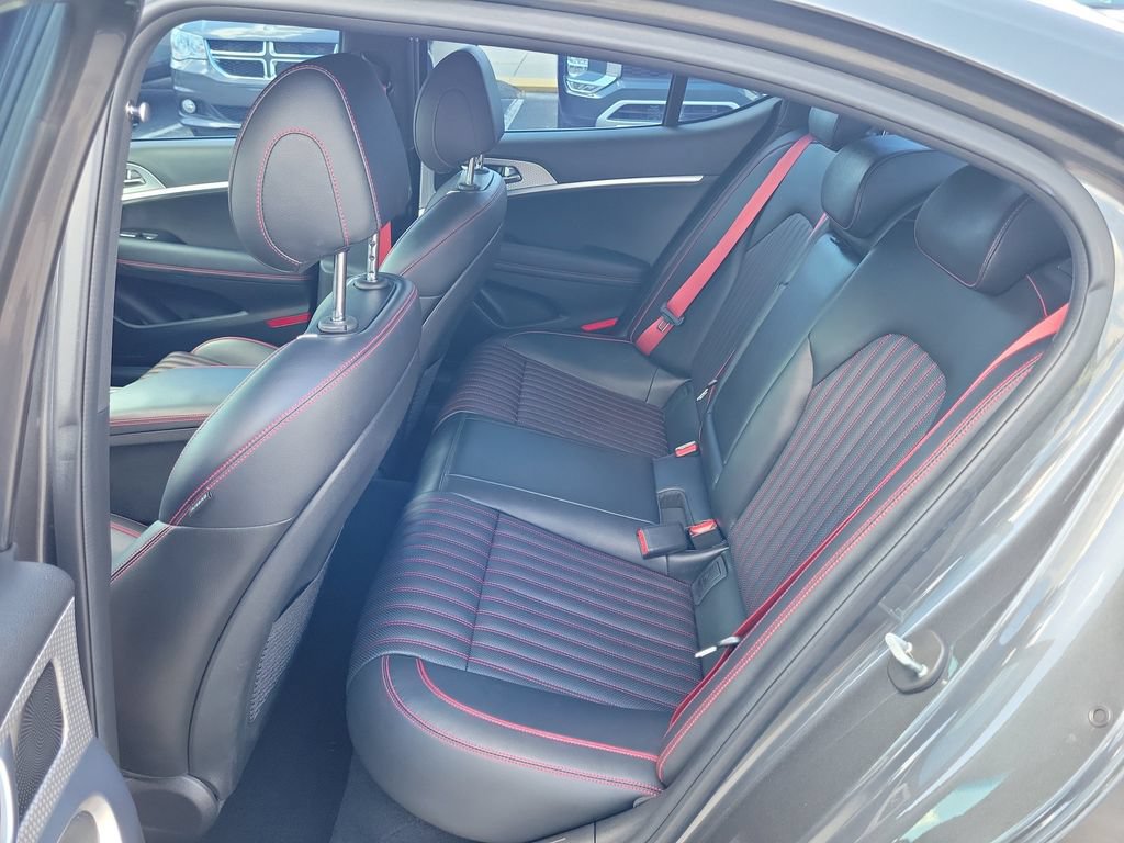 Used 2022 Genesis G70 3.3T w/ Sport Advanced Package RWD image 8