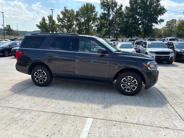 Used 2024 Ford Expedition XLT AWD/4WD image 38