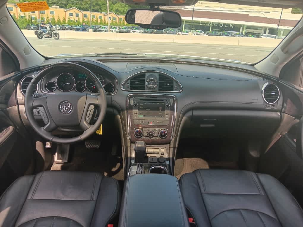 Used 2017 Buick Enclave Leather FWD image 23
