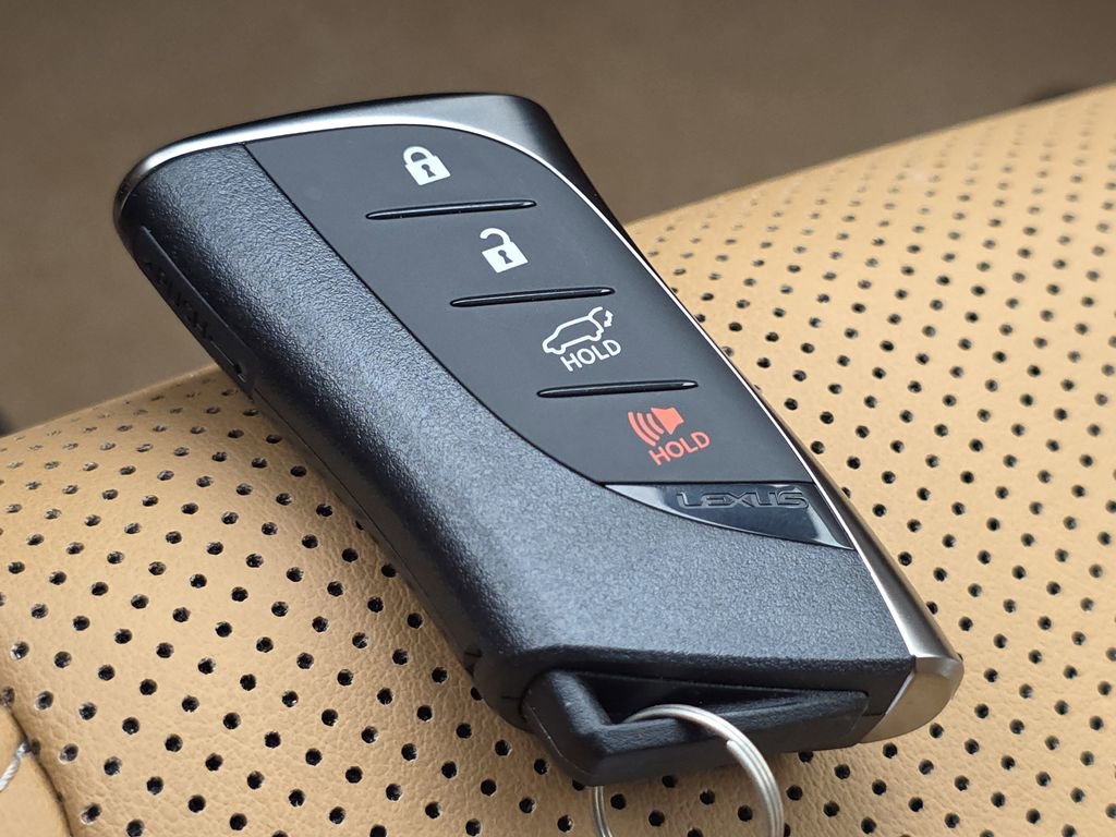 New 2026 Lexus RZ 350e 2WD image 32