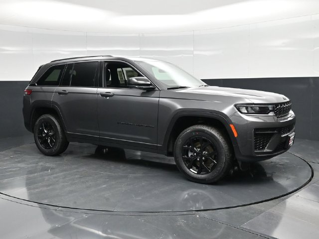 New 2026 Jeep Grand Cherokee Altitude AWD/4WD image 3
