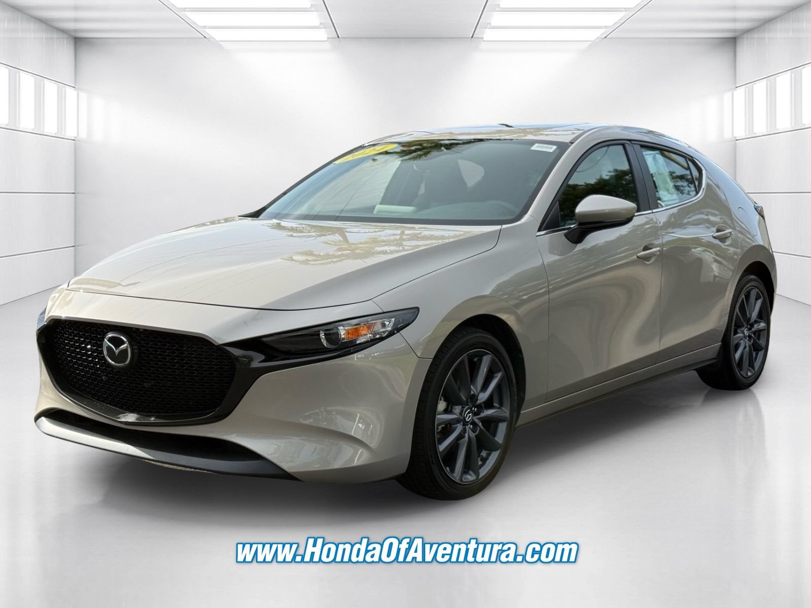 Used 2024 MAZDA MAZDA3 s FWD image 3
