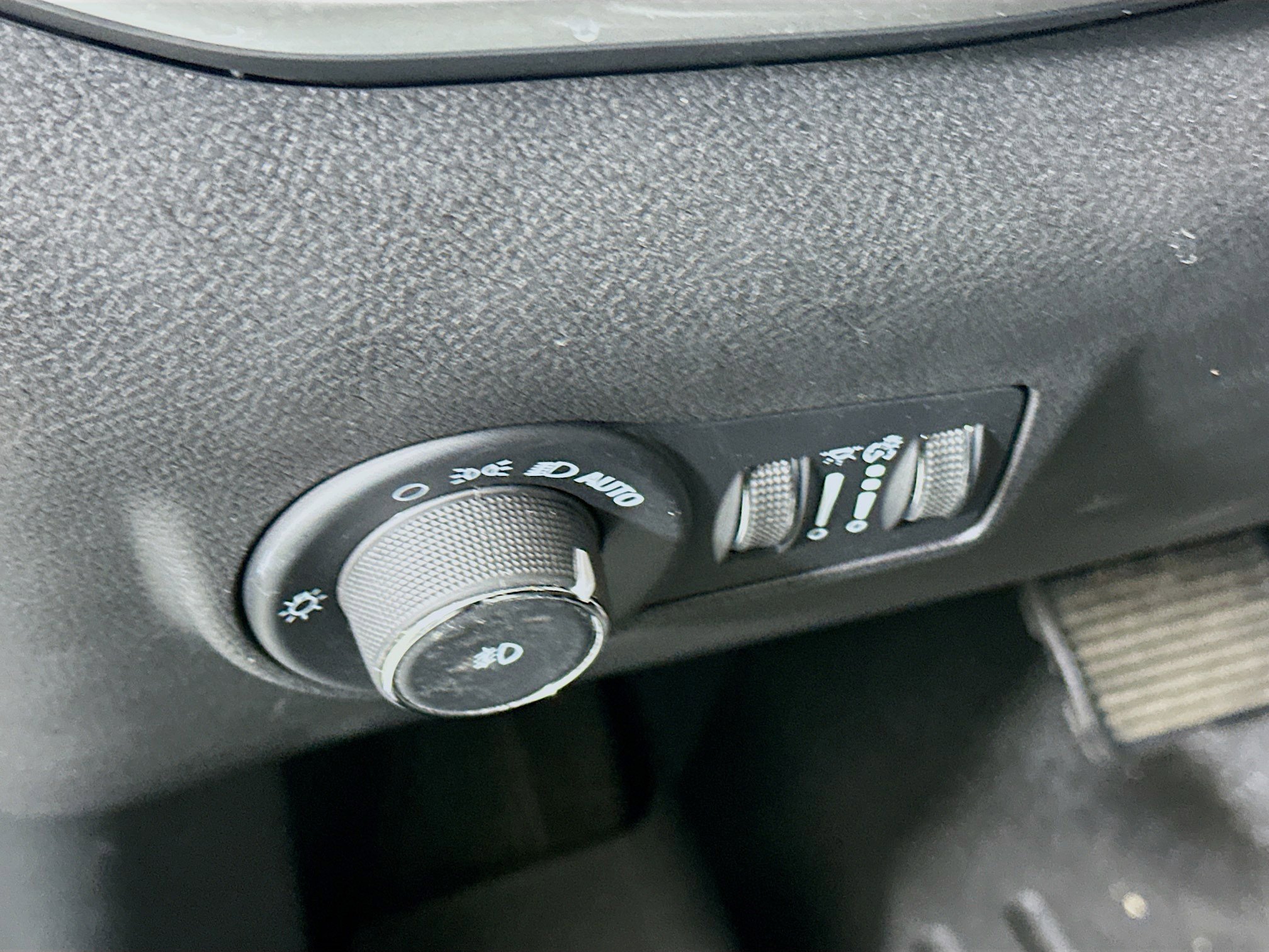 Used 2022 Jeep Compass Latitude image 17