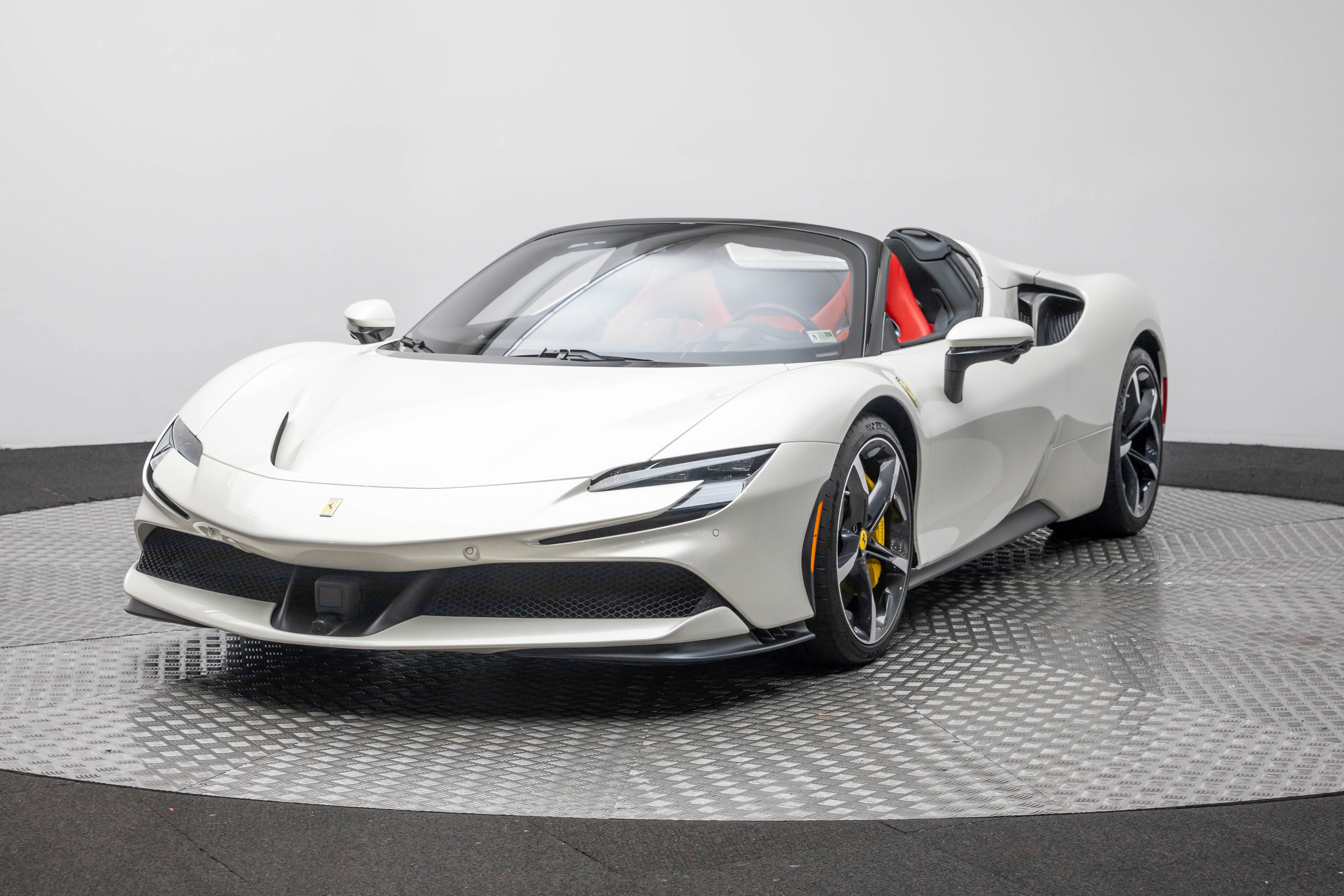 Certified 2022 Ferrari SF90 Spider image 1