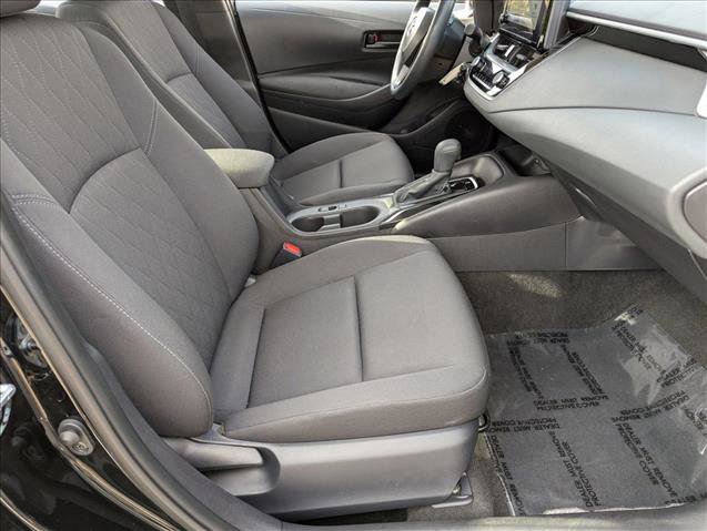 Used 2025 Toyota Corolla LE image 20