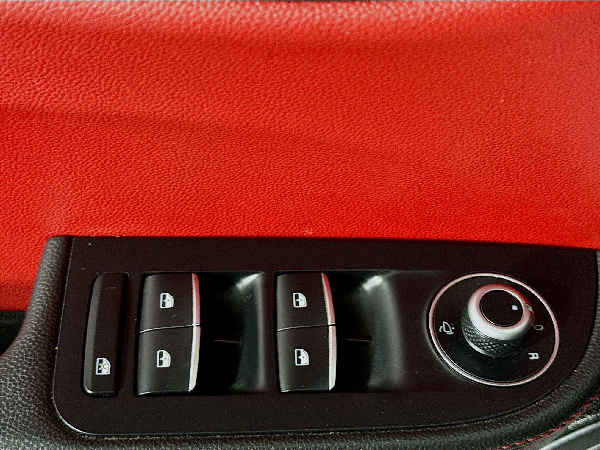 Used 2017 Alfa Romeo Giulia Base image 24