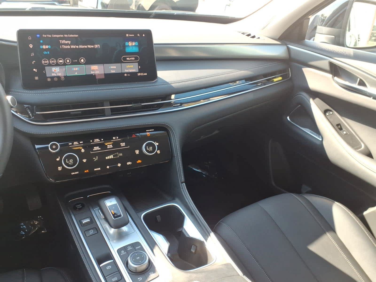 Certified 2026 INFINITI QX60 Luxe w/ Cargo Package AWD/4WD image 16