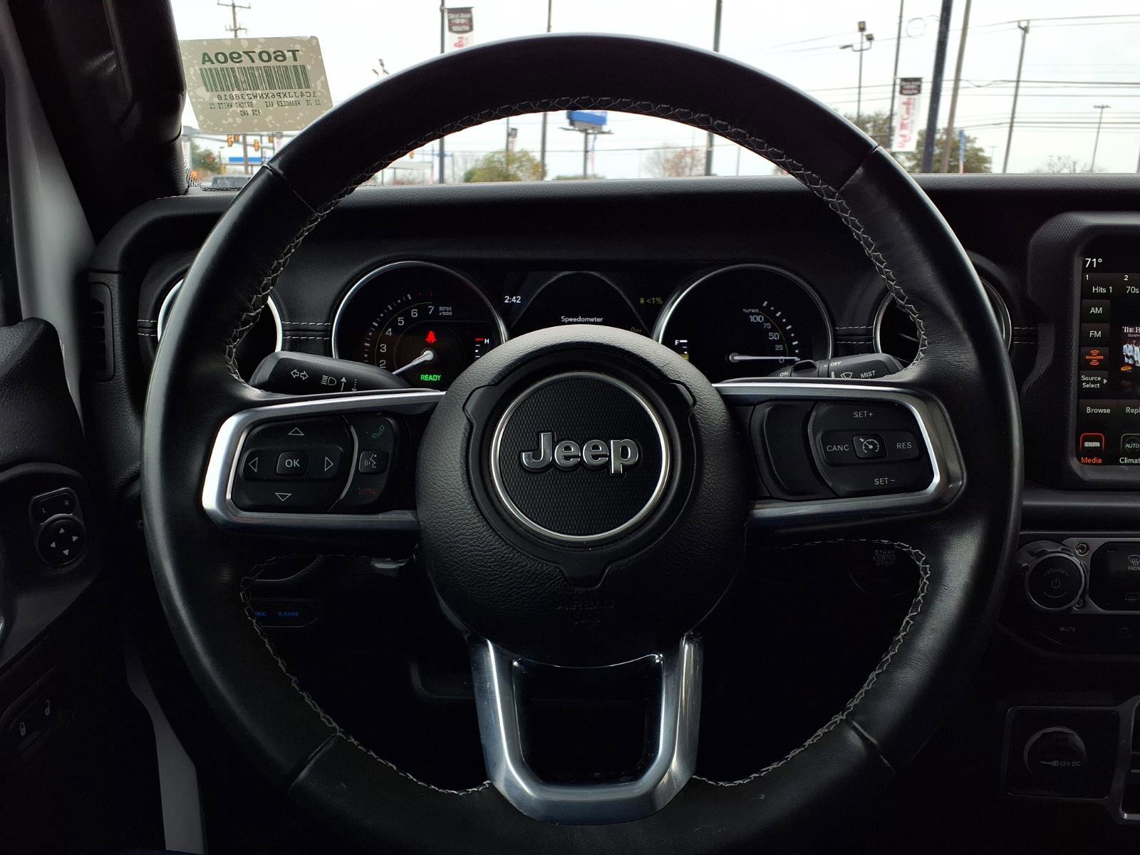 Used 2022 Jeep Wrangler Unlimited Sahara image 25