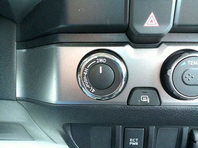 Used 2022 Toyota Tacoma SR5 AWD/4WD image 21