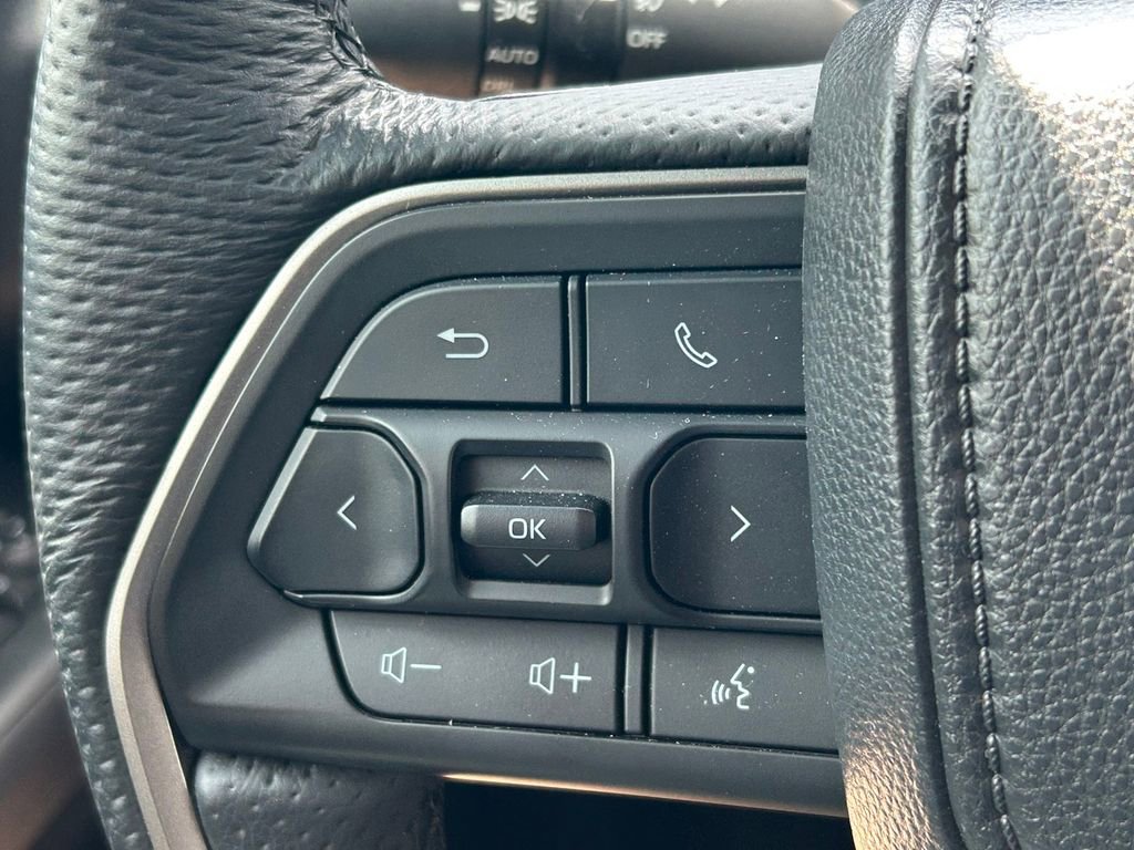 Used 2024 Toyota Tacoma 4x4 Double Cab Hybrid image 41