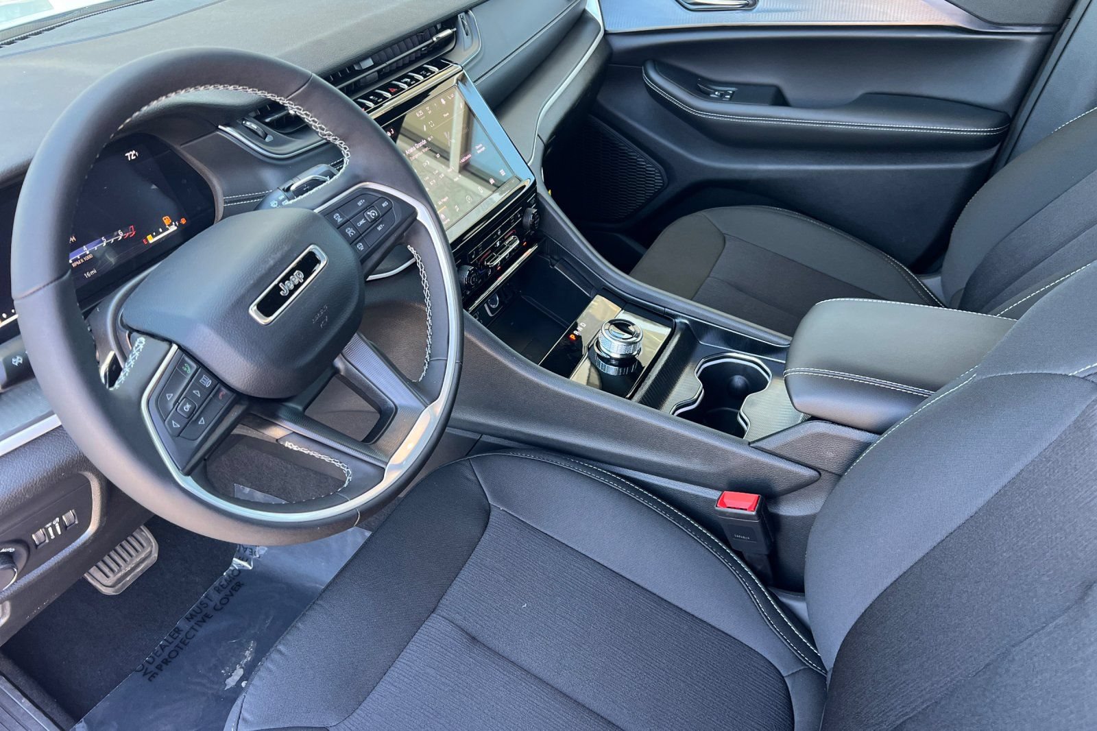 New 2026 Jeep Grand Cherokee Laredo X AWD/4WD image 9