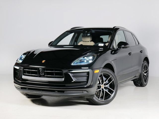 Certified 2026 Porsche Macan AWD/4WD image 1