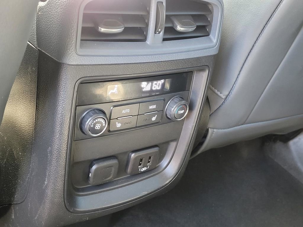 Used 2020 Buick Envision Essence image 19