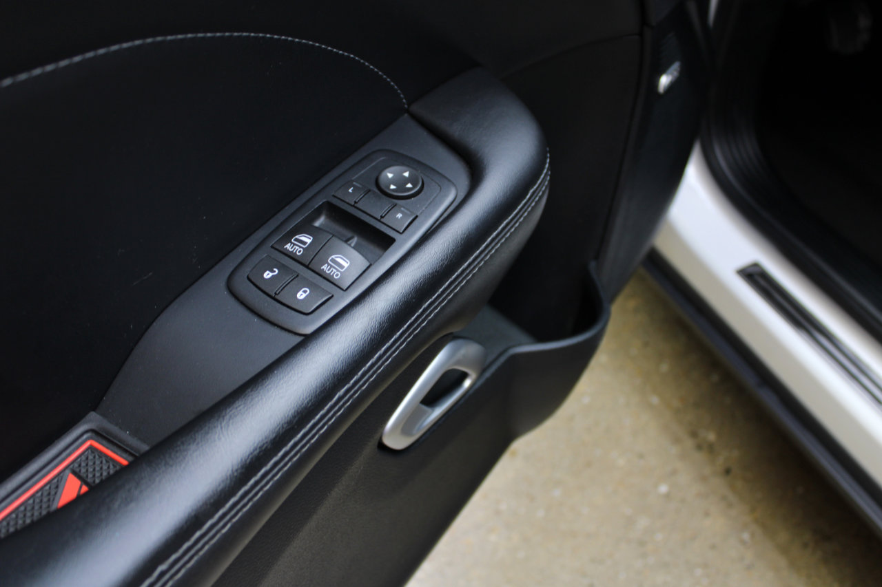 Used 2016 Dodge Challenger R/T Scat Pack w/ Leather Interior Group image 33