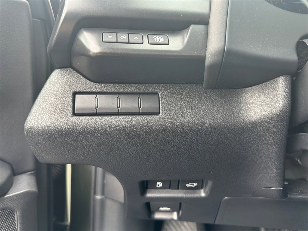 Used 2020 Lexus UX 250h w/ Premium Package image 25