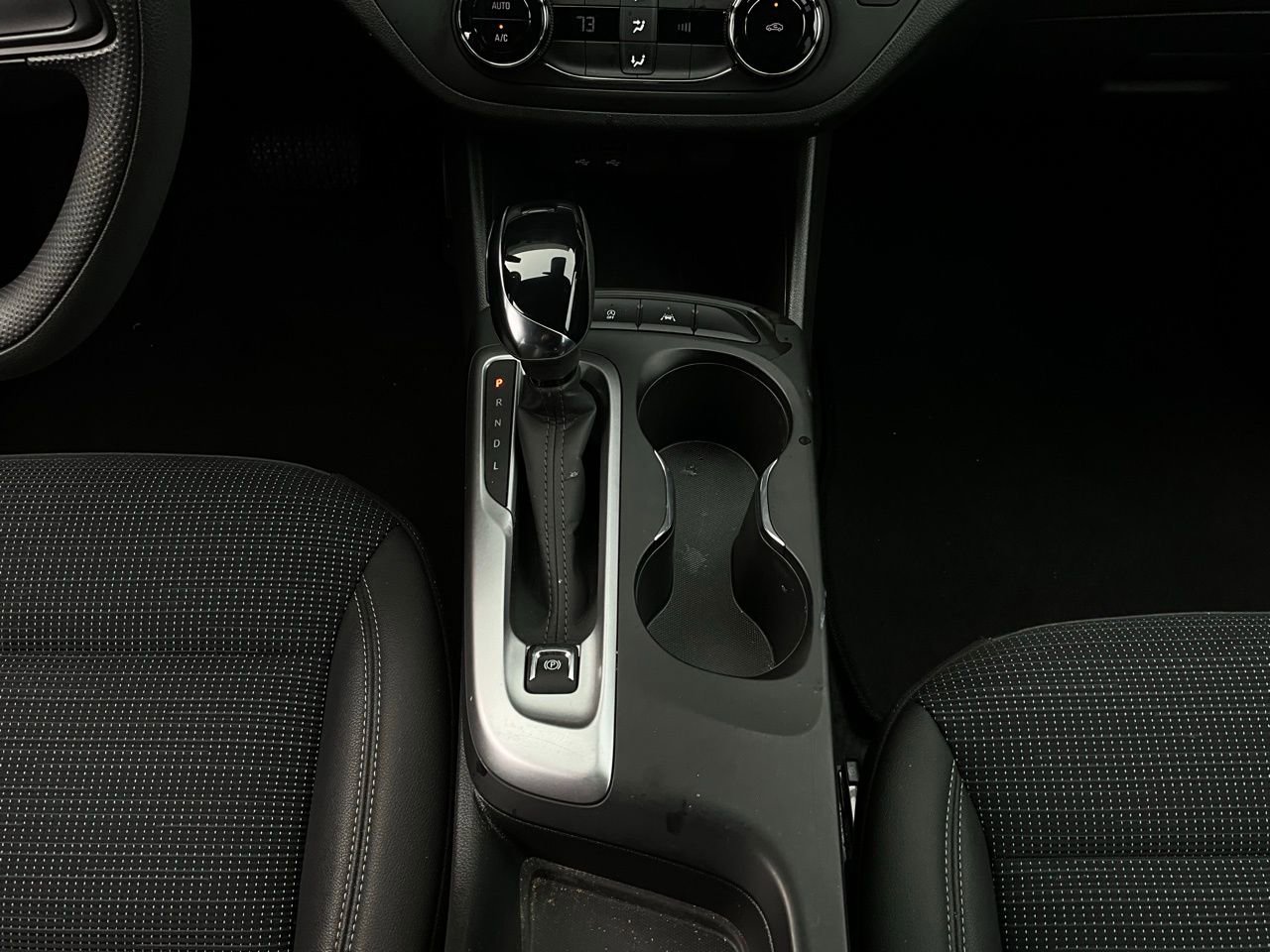 Used 2025 Buick Envista Preferred image 14