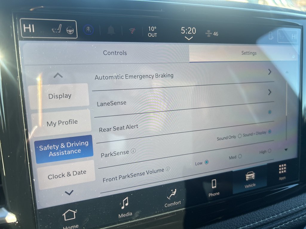 New 2026 Chrysler Pacifica Select w/ S Appearance Package AWD/4WD image 34