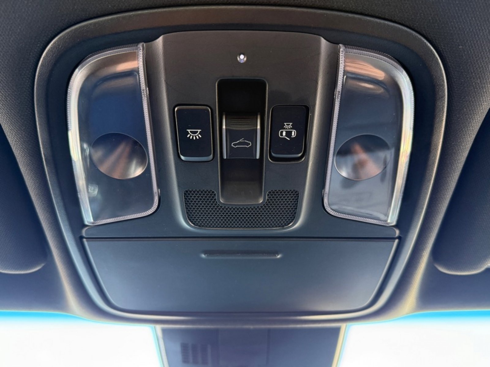 Used 2021 Kia Stinger GT-Line w/ Sun & Sound Package image 32