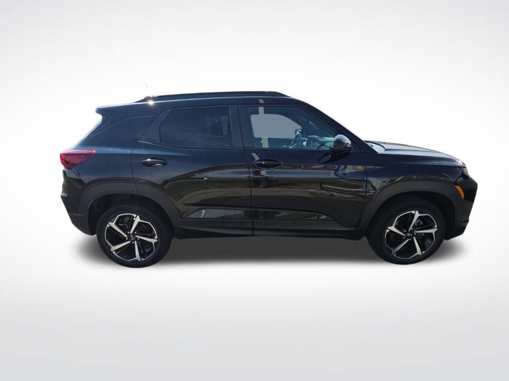 Used 2022 Chevrolet TrailBlazer RS AWD/4WD image 2