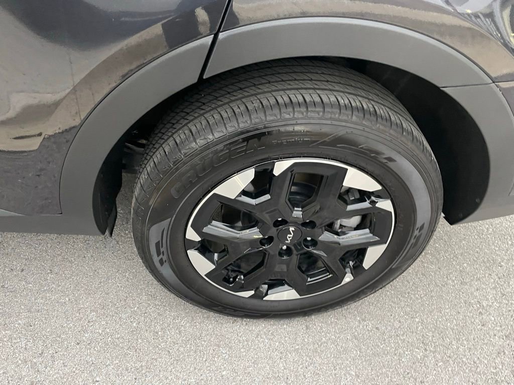 New 2025 Kia Sorento S image 34